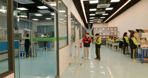 站上國際舞臺沖擊世界一流 廣東職業教育在軌道交通領域的崛起之路